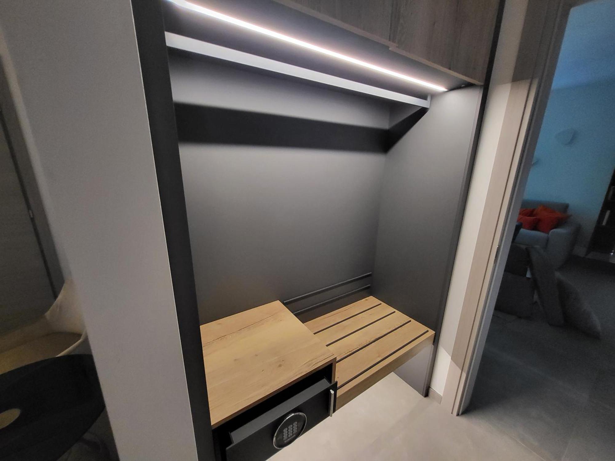 Attilio High Living Suites - Adults Only Torri Del Benaco Kamer foto